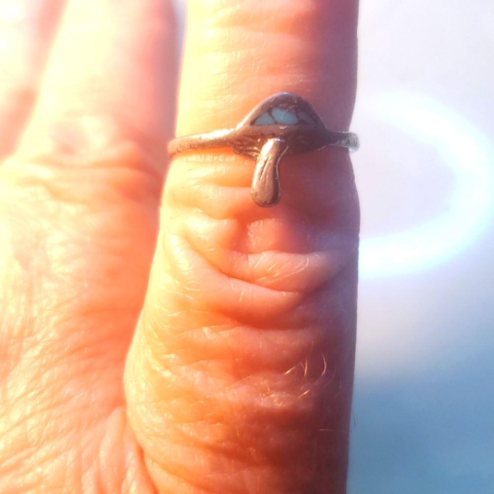 Vintage Turquoise Crushed  mushroom ring sz 5.5